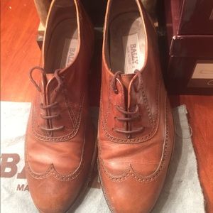 Bally wing Tips. Great shoes. Lots of wear left